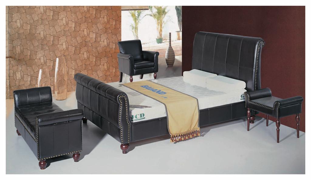 CHESTER BED Material: Leather - Measurements bed: 140 cm x 200 cm - 160 cm x 200 cm 180 cm x 200 cm - 200 cm x 200 cm Head board height: 110 cm Foot