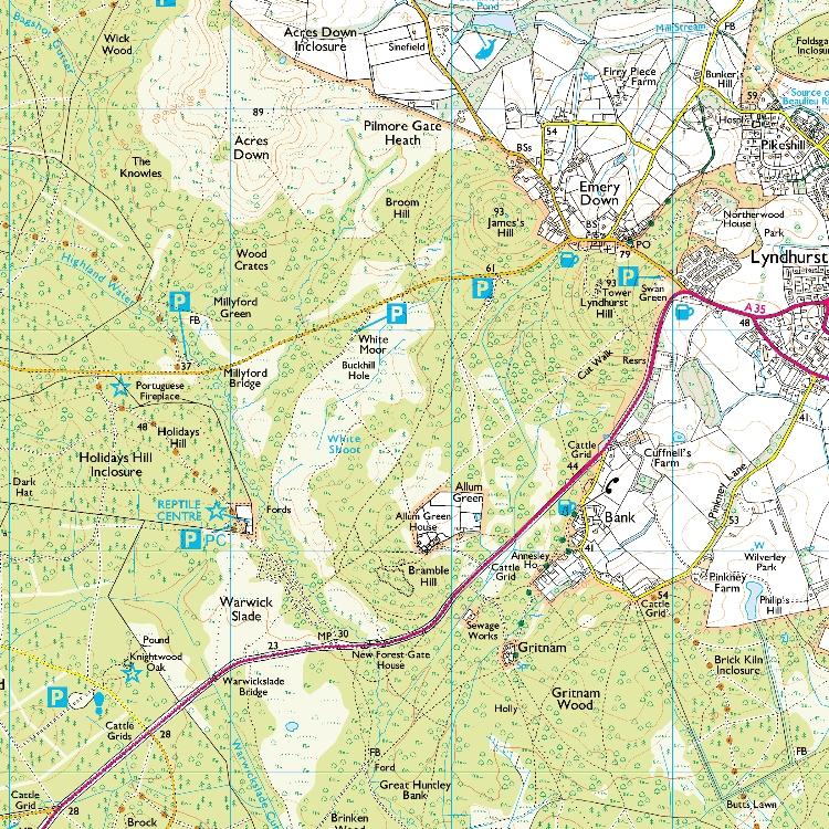 earths of the New Forest. Not only is it a scenic area but is also an area of outstanding ecological importance. There are two linked walks.