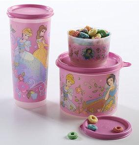 a Disney Priness Beverage and Snak Set* Carry the magi of happily ever after to shool or
