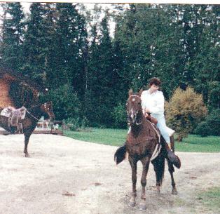 Koko and Donna begin the journey. Donna has been in love with horses all her life. Donna lived in Tofield Alberta and rode to school on a horse.