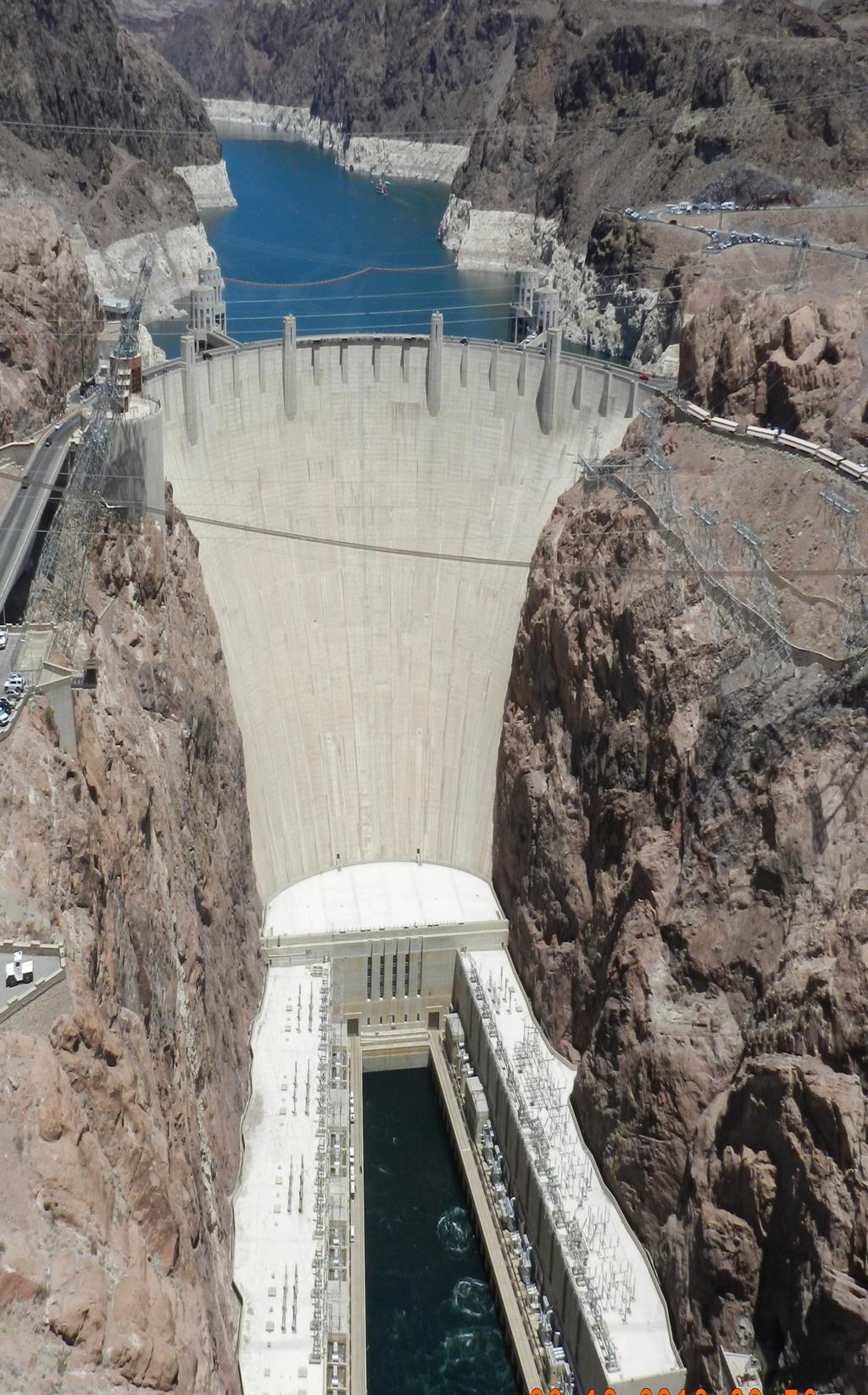 Spectacular view of Hoover Dam from the