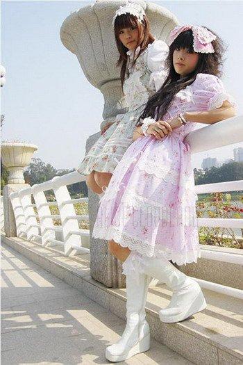 Sweet Lolita : This style represents the return to childhood.