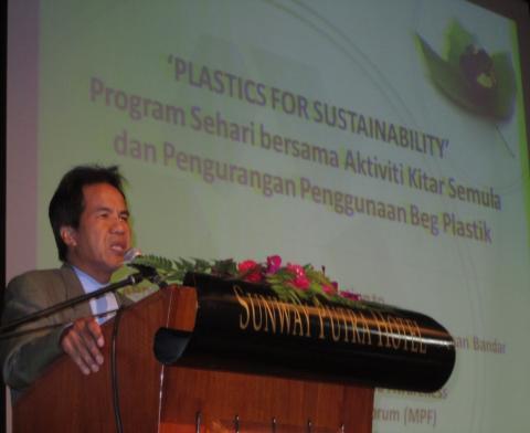 21 January 2013, MPMA was invited to the Program Sehari Bersama Aktiviti Kitar Semula dan Kempen Pengurangan Penggunaan Beg Plastik (Programme for Recycling Activities and Plastic Bag Reduction