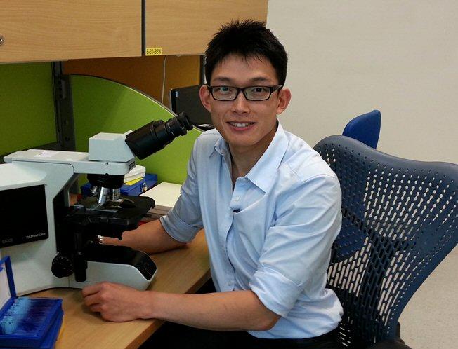 Our Veterinary Pathologists Dr Ong Chee Bing, BVSc (Hons), MS, Diplomate ACVP Veterinary Pathologist, AMPL, IMCB, A*Star Email address: cbong@imcb.a star.edu.