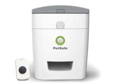 The E-Pee Pad with Treat Dispenser is a reward system that uses an automated treat dispenser, which can be mounted on a wall or free standing, to give pets a treat when he has properly