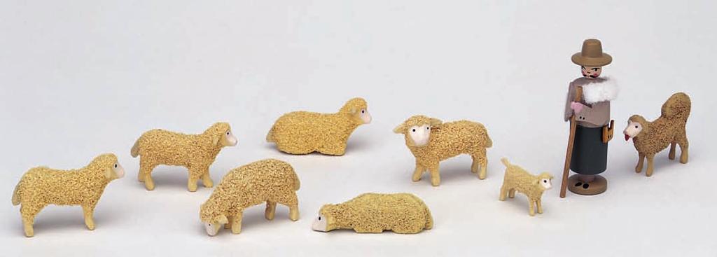 Small herd of sheep in a chip wood box 3004 Shepherd, sheepdog, four sheep, one lamb and two
