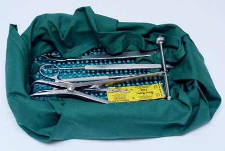 Meniscus surgery kit includes - Meniscus probe 1mm tip (J-710NA - Hohman retractor 12mm (J-235A) - Super Mini Hohman retractor 4mm (J-235MA) - Stifle retractor (J-240) - Small stife retractor