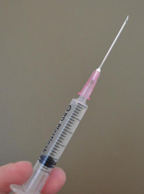products are available should multiple animals be treated with the same needle. All needles should be sterile and sharp.