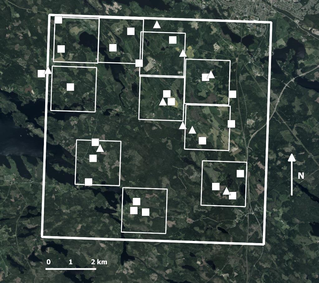 Figure 12. Example of EMIRO rodent trapping design. The large square outline (10x10km) shows the Katrineholm study region.