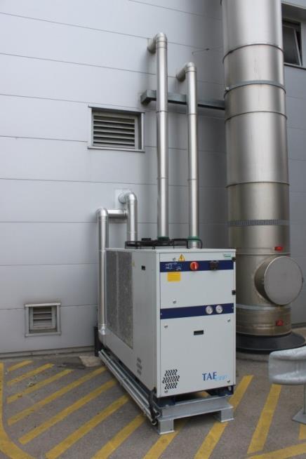 Slika 68.Hladnjak hlađen zrakom koji koristi otpadnu toplinu postrojenja za spaljivanje otpada u Austriji (Izvor: Rutz D.) 7.