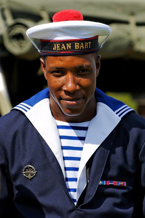 Le béret = the beret Le pompon = the pompom Berets: French sailors have proved