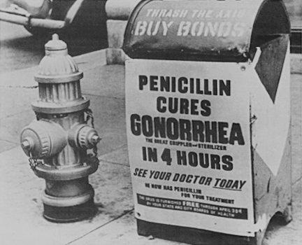 1 November 6, 2013 2 Impact of introduction of Penicillin on mortality in the USA Patients with pneumonia and bacteria in the blood Penicillin Aiello & Larson, LID 2002.