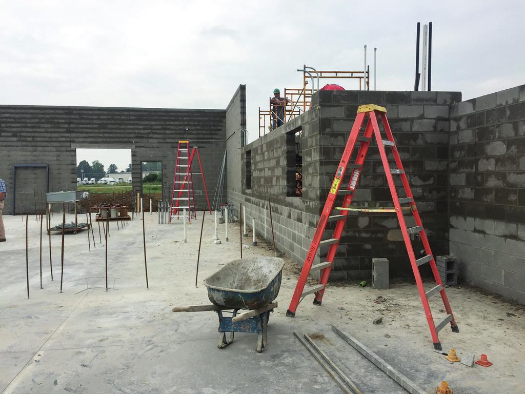 News & Notes Centaur Equine Specialty Hospital Takes Shape as Construction Proceeds and Specialist is Hired Construction is underway with exterior walls now giving shape to the new Centaur Equine