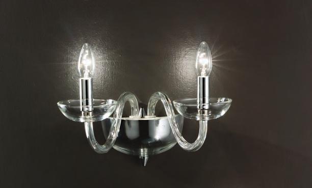 OXFORD LIGHTING Classic Italian glass chandelier in 24% lead crystal.