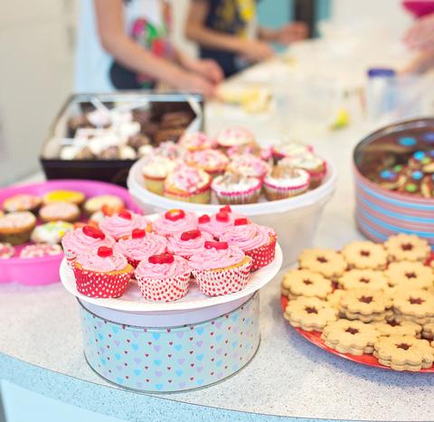 You can use Punchbowl to set up your bake sale and take advantage of the great Potluck planning tool.