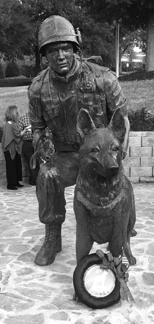 War Dog Memorial Arrives i Columbia Durig the last 15 years,vietam Vetera Johy Mayo has bee tryig to raise $130,000 to get a war dog moumet istalled at Veteras Memorial Park i Columbia, South Carolia.