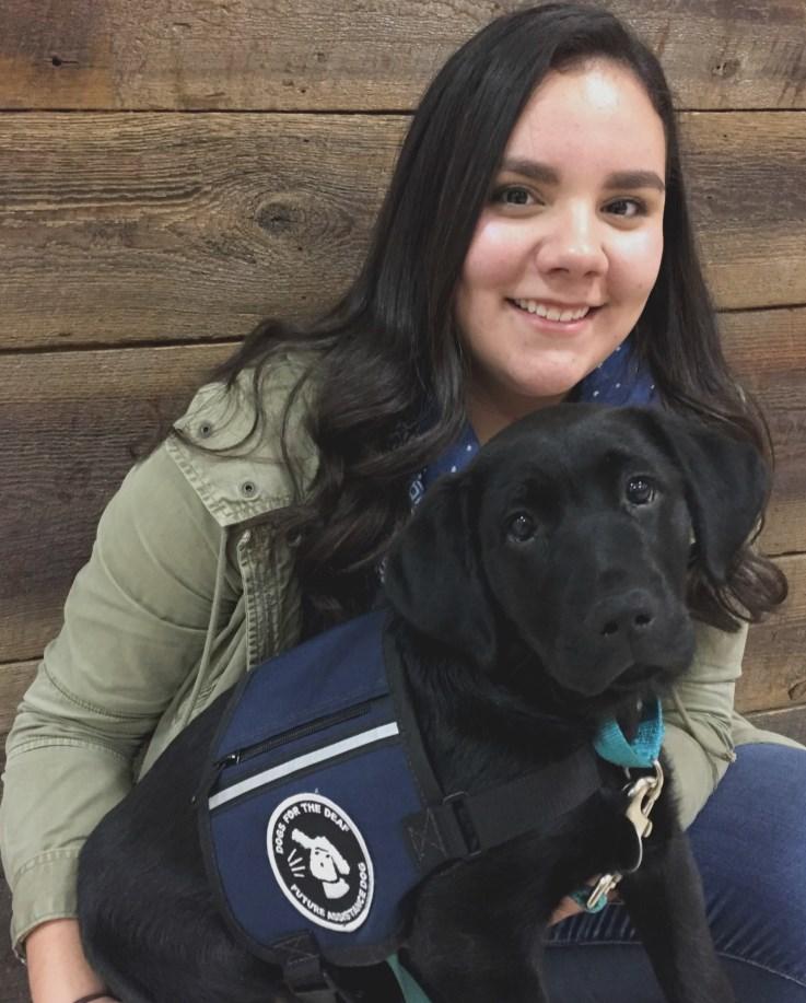 While Belle was fascinated by all the Christmas trees and lights, their first class was a success. We have high hopes for this team and are so glad that Vanessa has joined our team of puppy raisers.