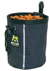 TREATEE POUCH Foldable Treat Pouch colour Made of durable, waterproof nylon fabric material