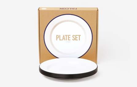 24cm plates deep plates Four enamel plates with coloured rims.