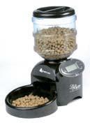 95 Blitz Galvanized Feed Pan This metal pan is an economical, virtually indestructable feeding dish for large dogs.