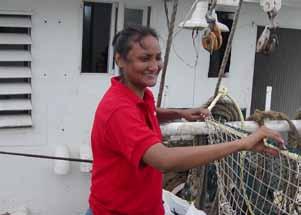 Suzuette Soomai Invemar, Colombia 04 learning and experience sharing Finding successful solutions for bycatch and trawl management requires taking
