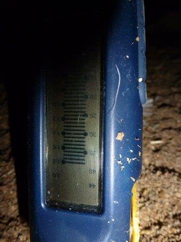 To check litter moisture you can use a gauge or the litter