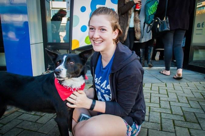 Manawatu Canine Friends visit Massey University Students Wednesday 8 June saw an invited and enthusiastic group of a dozen or so dogs and their owners from the Manawatu CFPT descend on the