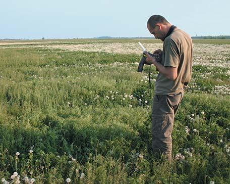 The habitat monitoring has been completed three times a year, representing the most important changes of landscape, and being synchronised with the most characteristic management works, so it
