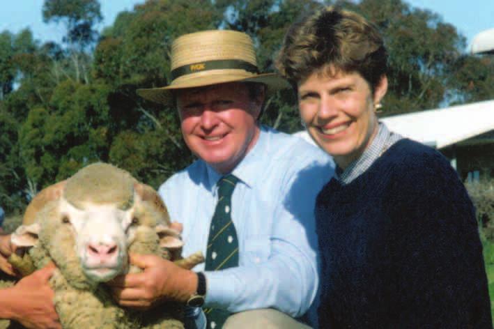 Comments from Pooginook Growers New Pooginook growers Gordon and Bronwyn Turner from Brassbut Hay say We have reduced 1 micron in the first cross of Pooginook 10 month old lambs and the wool sold for