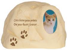 Measures 9" x 11" x 5" -90 cubic inches 5 x 3 ¾ Picture Frame Curious Cat This urn details a cat crouching