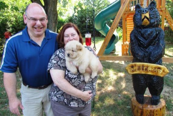 V O L U M E 1, I S S U E 1 P A G E 4 The Story of Biscuit in New Jersey Pickup day! A story provided by a client. In April 2012, our 12-year old Chow Chow, Mu Shu, passed away suddenly.