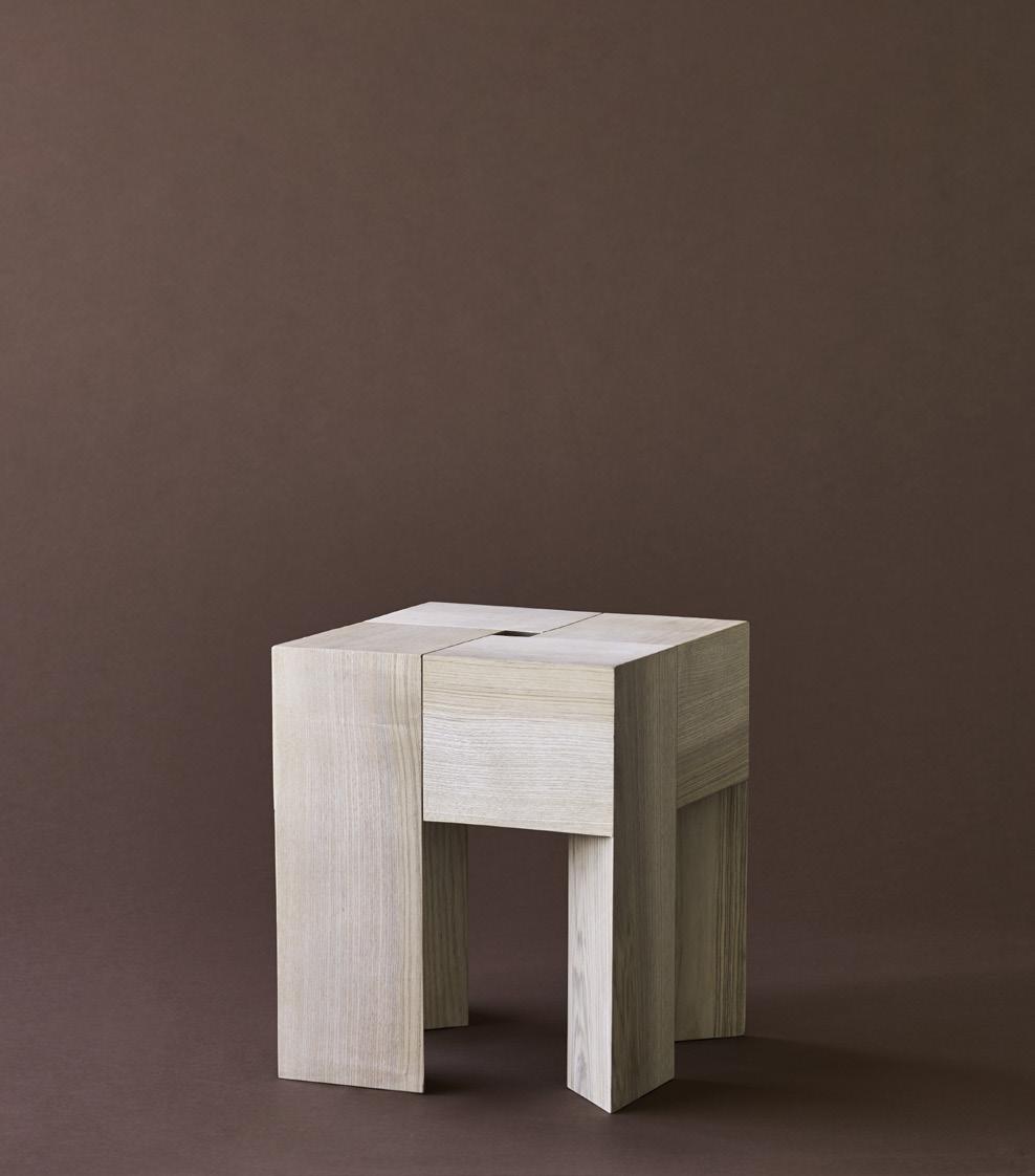 201471 Price 416,00 Trio Design: Achille Castiglioni/Giancarlo Pozzi Materials: Oak, oak veneer BLACK STAINED Finish: