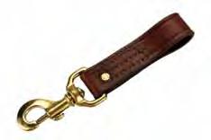 ACCESSORIES Belt Snap For those times you don t have a free hand to hold your dog s lead.