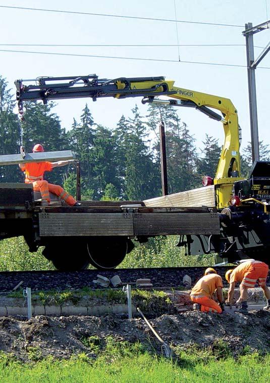 The PK railway cranes PK 7501 69.7 knm (7.1 mt) 14.2 m 3.9 m 5.4 m 7.4 m 9.6 m 11.7 m 13.
