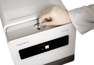 Scanning and inserting the Unyvero Cartridge Step 4 Four to five-hour analysis process