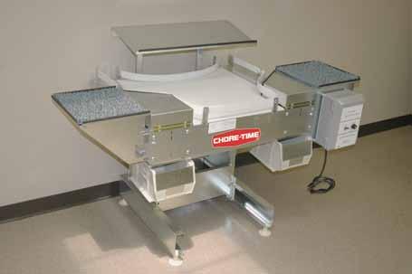 Side-Belt Egg Gathering Systems Use of Chore-Time s Side-Belt Nest System Provides These Benefits: Easy Management, Assembly & Shipping Nest tops are hinged to facilitate training the hens not to