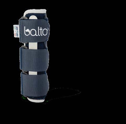 It comes with three rigid splints - one fixed splint contained in a pocket on the center back and two side splints with Velcro backing which allows them to be positioned as needed for optimum