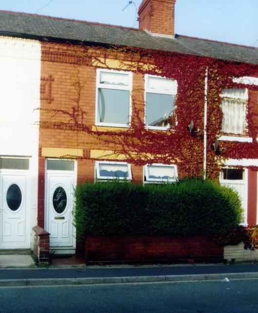 Thomas was a furnace man employed in local iron works, but by the start of the war he had brought the family to live in 35 Cambridge Road, in Ellesmere Port.