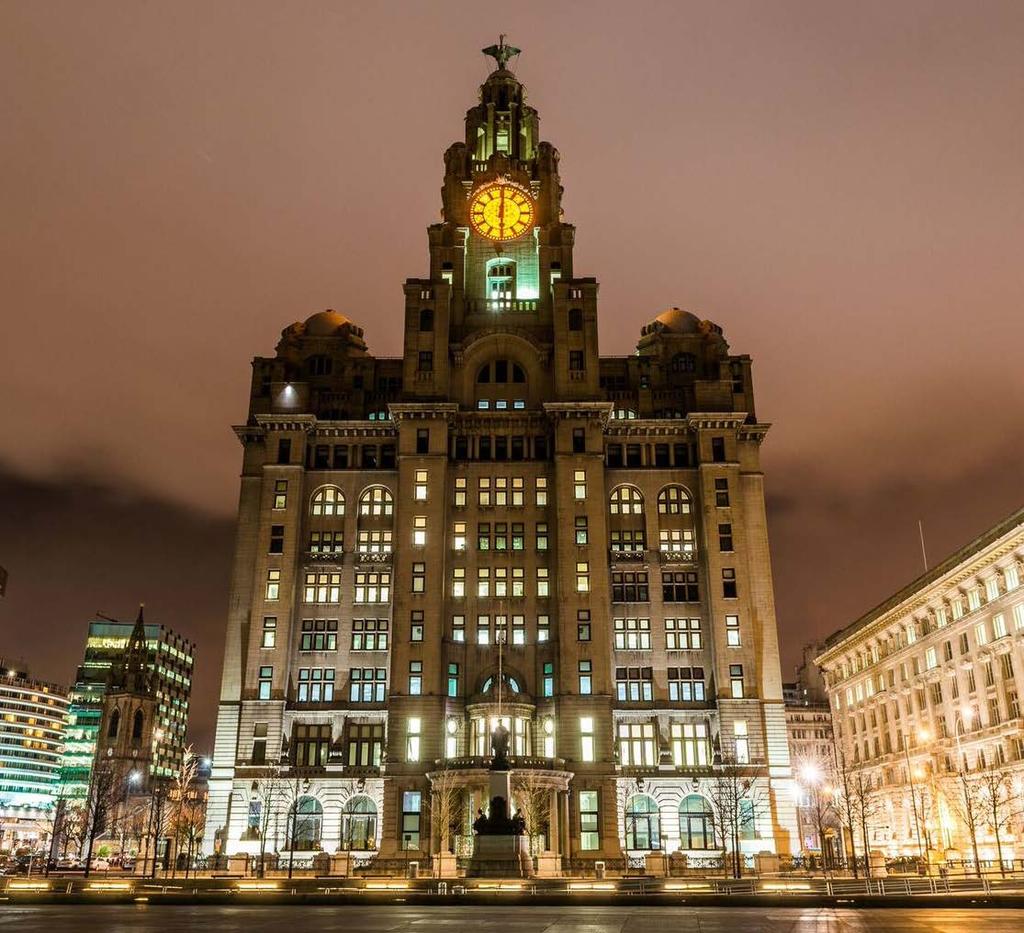THE VENUE Located on Liverpool s historic waterfront on the first floor of the Iconic Royal Liver Building, The Venue is an extraordinary space that provides fantastic panoramic views of the River