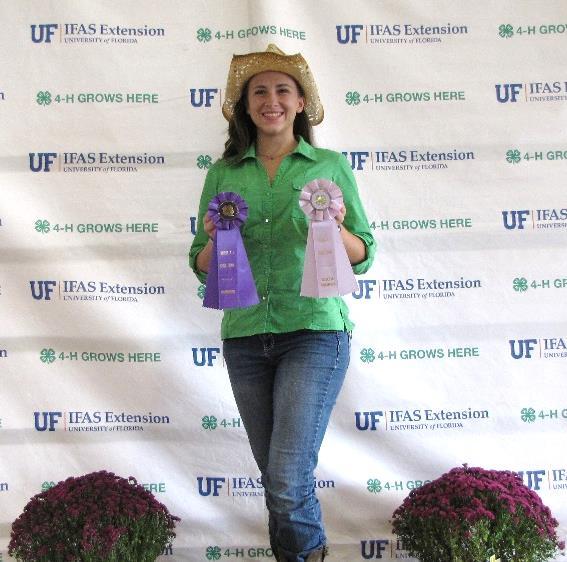 Showmanship 2 pm Awards Awards & Recognition Poultry Awards Best of Breed Grand Champions Overall Grand Champion Overall Reserve Champion Individual placings for each bird Youth Awards Project Book