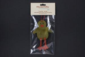3.9 Rawhide Easter Chick Tag REC028 This "Treat me - Eat Me" rawhide Easter themed tag makes a wonderful Easter treat for your dog.