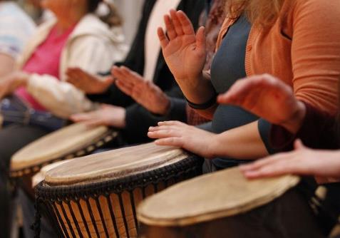 MAYFLOWER ACTIVITIES WHAT IS A COMMUNITY DRUM CIRCLE? In a drum circle people of all levels of musical expertise come together and share their rhythmical spirit.
