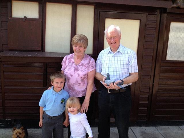 Sid and Val Miles with their Great Grandchildren. Winner of the South West Section and 3 rd Open is previous Tarbes Classic winners Nick and Christine Smith from Salisbury.