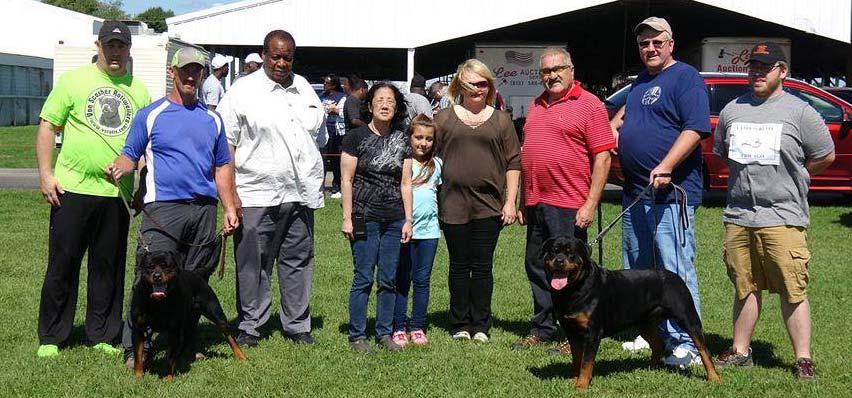 I met Joe back in 1989 at the Yorkville Kennel Club show held at Waubonsee Community College. I was 29 and I had my very first Rottweiler who was like everyone's first Rottweiler just perfect.