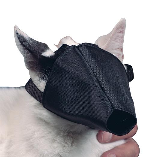 BUSTER Nylon Cat Muzzle n Made of hardwearing but comfortable